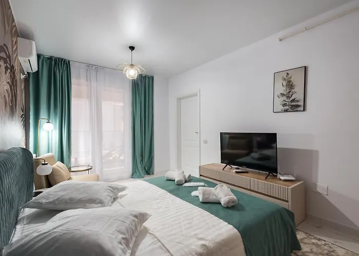 Central Residence Studio P18